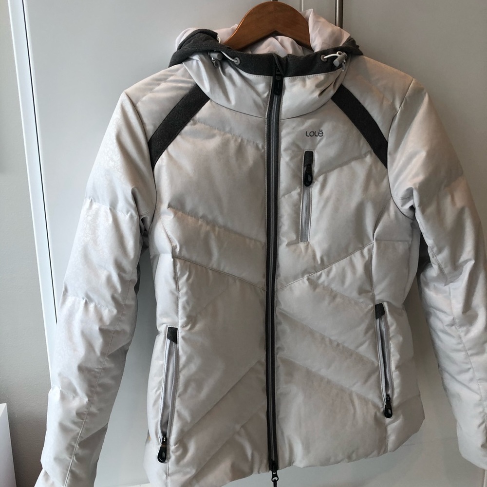 White Lolë Ski Jacket